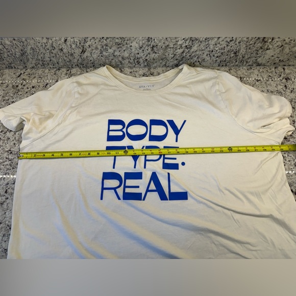 3/$15 NWOT Ava & Viv 4X Body Type Real Short Sleeve Tee Cream / Ivory - Picture 5 of 8